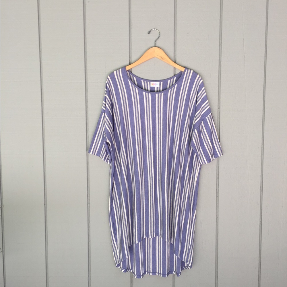 LuLaRoe Irma high-low tunic